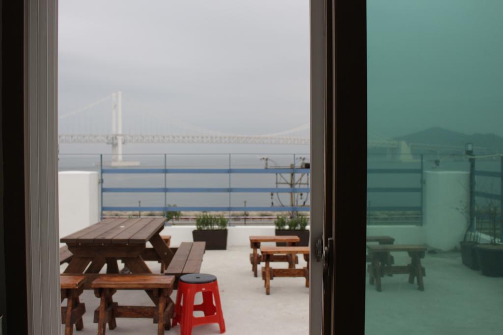 Bexco Hostel B&B Pusan Zewnętrze zdjęcie